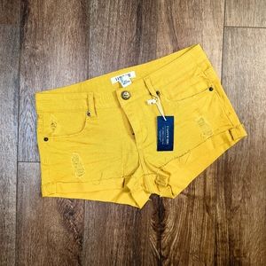 I love H81 yellow jean shorts
